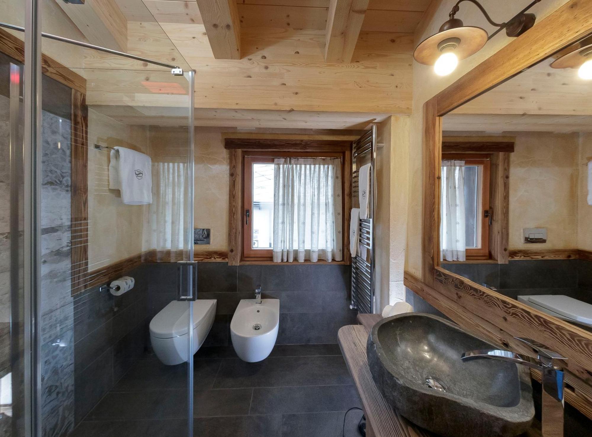 Chalet Matterhorn Francois - Central Ski Chalet With Spa And Breakfast, 100Mt Lift Брей-Червиния Экстерьер фото