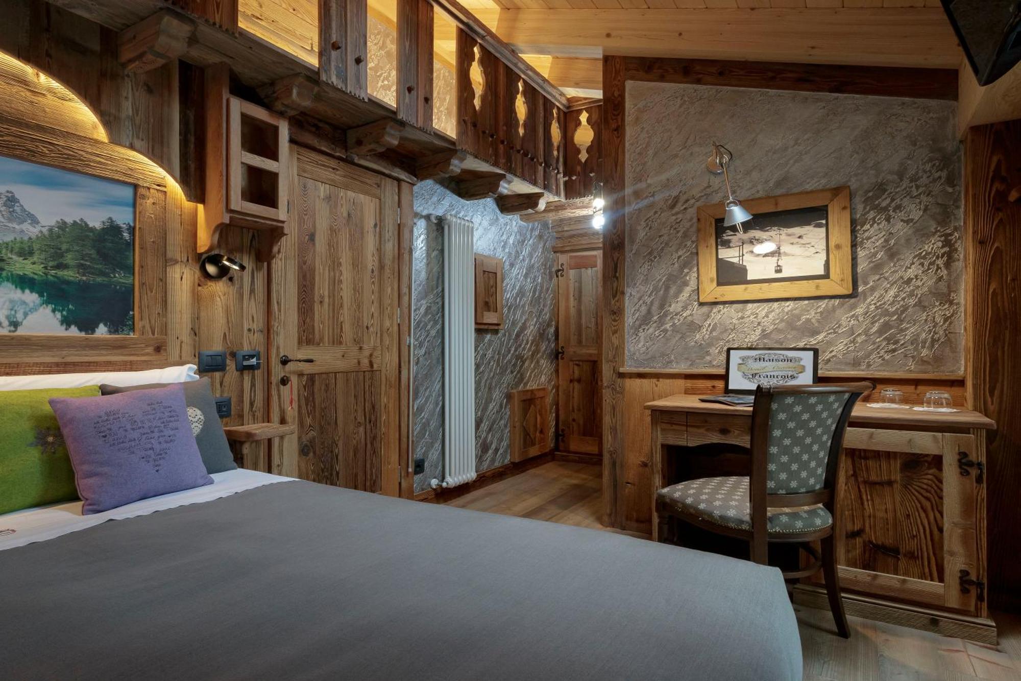 Chalet Matterhorn Francois - Central Ski Chalet With Spa And Breakfast, 100Mt Lift Брей-Червиния Экстерьер фото
