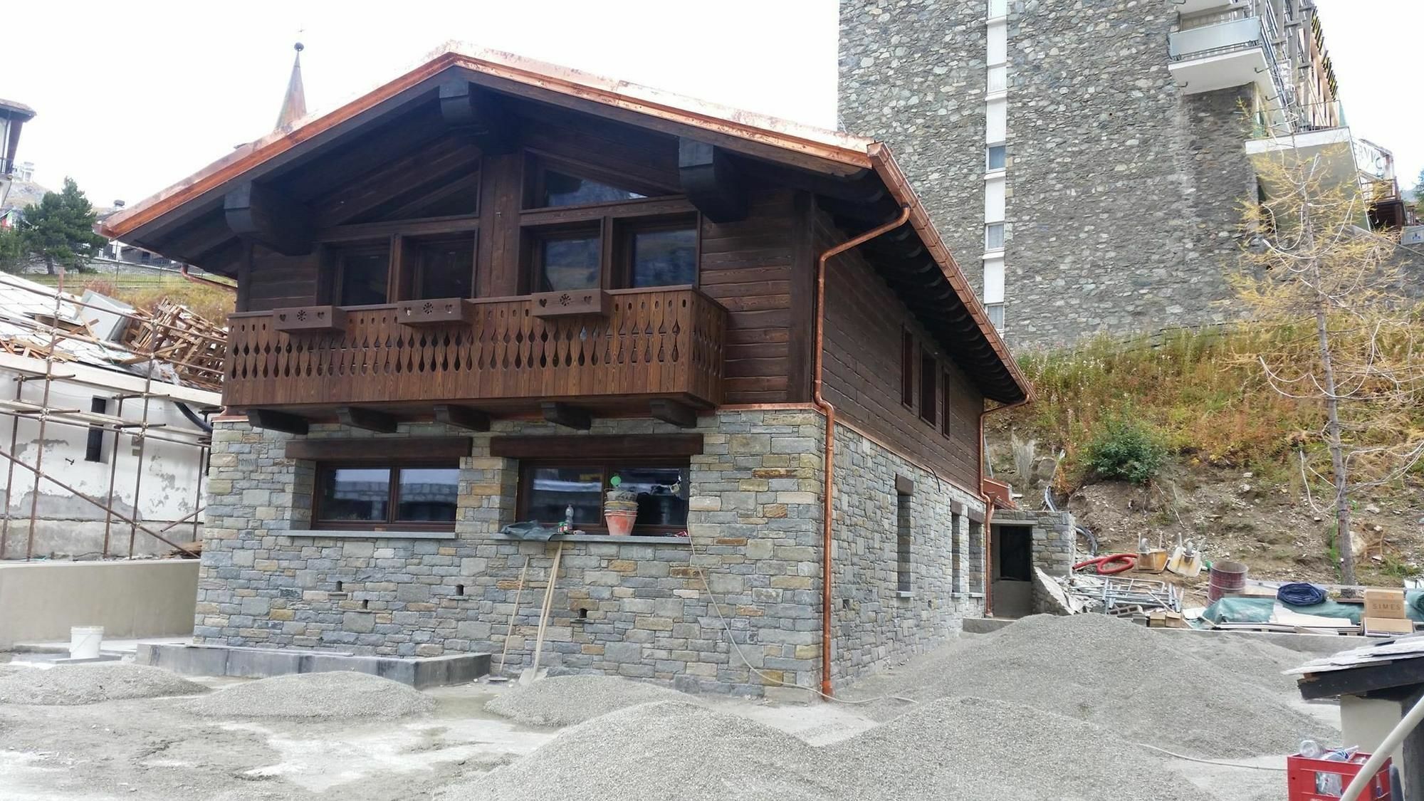 Chalet Matterhorn Francois - Central Ski Chalet With Spa And Breakfast, 100Mt Lift Брей-Червиния Экстерьер фото